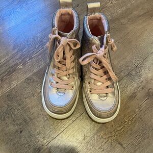 Billy classic lace high top shoe